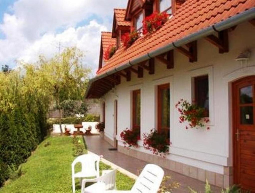 Palatinus Apartmanok Keszthely Zimmer foto