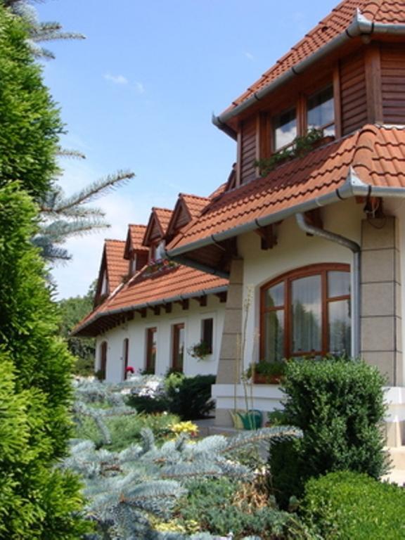 Palatinus Apartmanok Keszthely Exterior foto